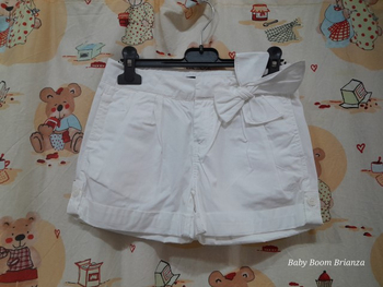 Tommy-8A-Short bianco con fiocco 
