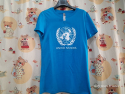 12A-tshirt azzurra U.N. nuova
